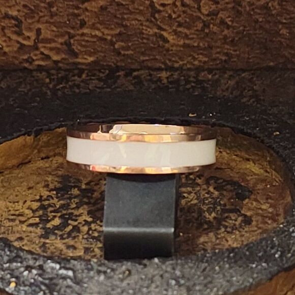 Men's Promise Ring White Ceramic Inlay Rose Rold - Picture 6 of 9